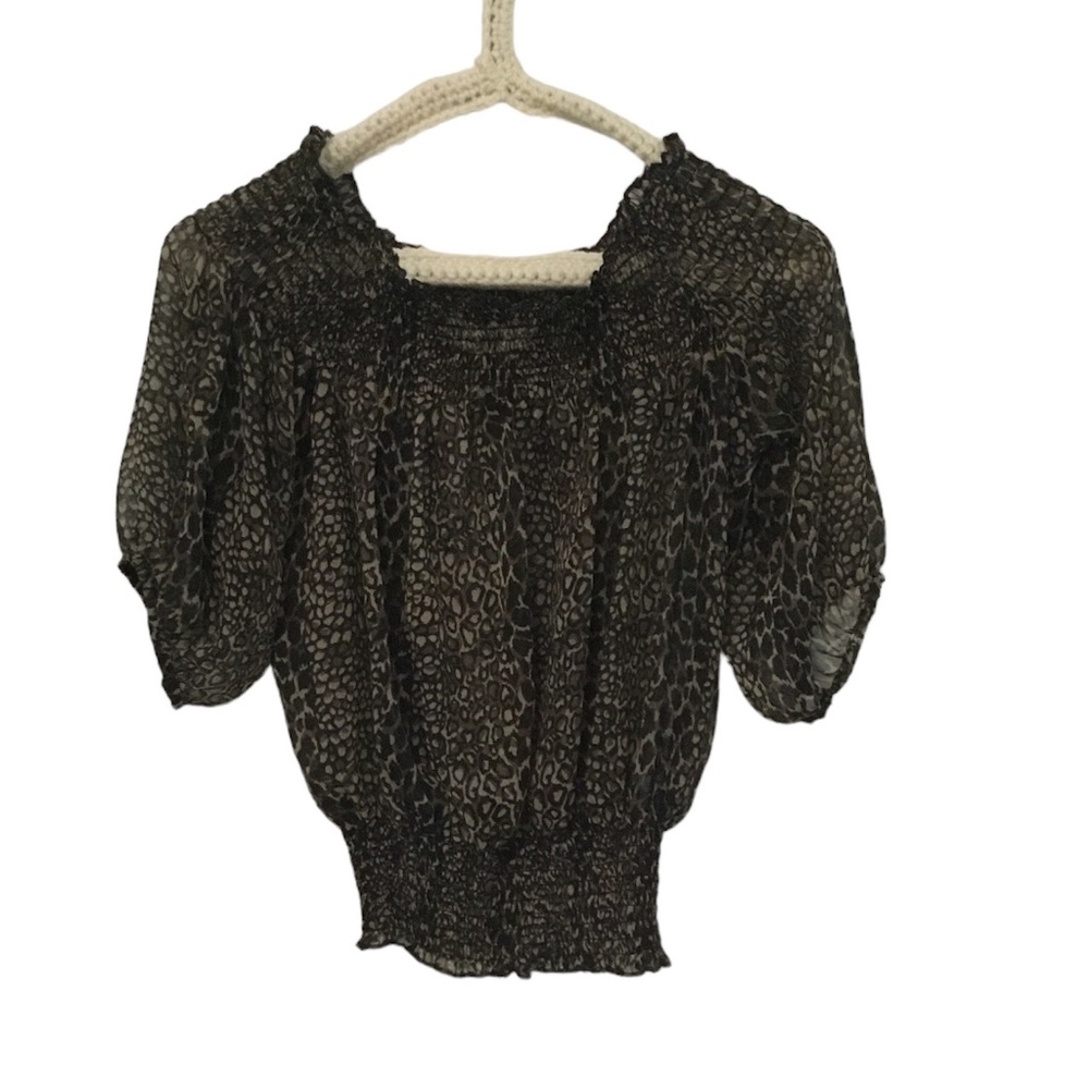 Costa Blanca women’s top size small, leopard print, off the shoulders